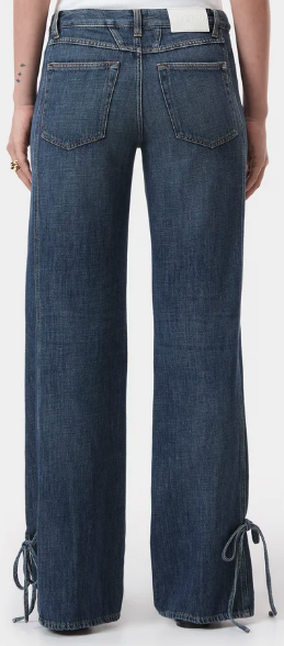 Closed Gillan Strap Detail